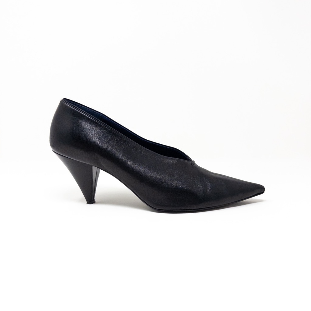 Celine Phoebe Philo Soft V-Neck Pumps 70 EU 40 Pointed Toe Cone Heel Black Nappa